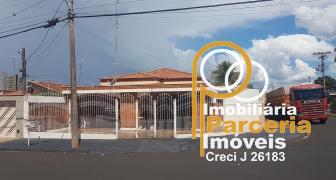 CASA NO JD. CASAGRANDE | TRADIÇÃO, ESPAÇO E RETORNO IMEDIATO